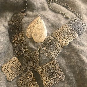 Medieval Renaissance style Tudor metal necklace & earrings.